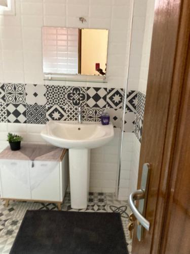 Maison Oceane a Zac MBAO