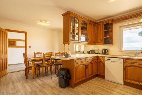 Mangahei Bungalow - image 14