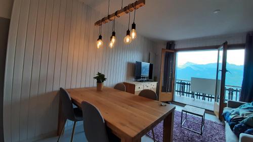 The purple fox's family home - Veysonnaz in Veysonnaz, Schweiz
