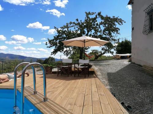 Casina in pietra in Sarripoli