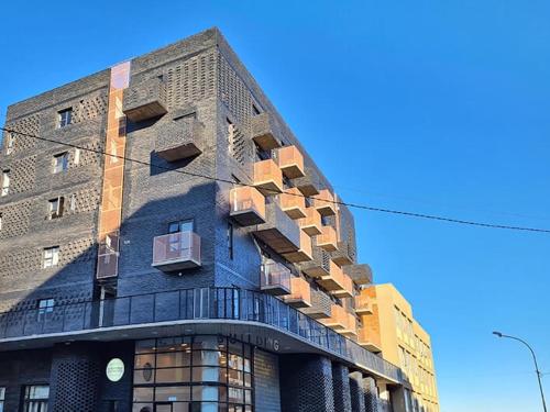 Stesh Maboneng Hotelstyle City Building
