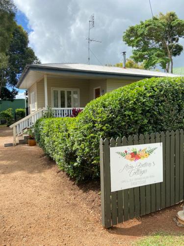 Miss Bullens Cottage Atherton Tablelands