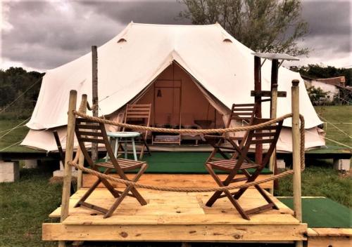 Viesnīcas āriene, French Fields Luxury Glamping Original Mongolian Yurt in Le-Vieux-Cerier