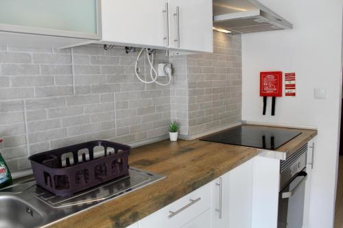 ห้องครัว, Barreiro Central Apartment in บาไรโร