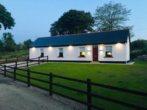 Keanes Country Cottage in The Heart Of The West