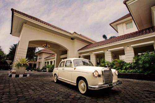 ザ フィニックス ホテル ヨギカルタ14