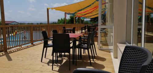  Maestrat Park Static Homes, Motorhomes, Caravans & Tents in Sant Jordi