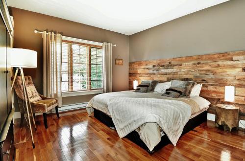 Chalets Alpins - 56 Chemin des Skieurs in Stoneham (QC)