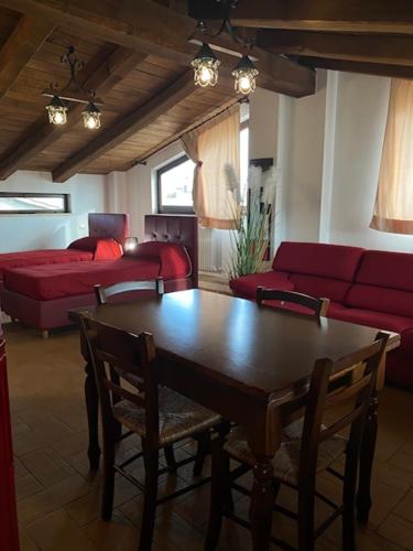 酒吧/高級酒吧, Residence Garibaldi bilocale e monolocale in centro a Foligno terzo e quarto piano in 福利尼奧