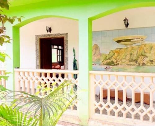 Casa inteira para até 16 pessoas no Centro de Ilhabela (Casa inteira para ate 16 pessoas no Centro de Ilhabela) in Praia Itaquanduba