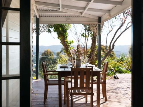 View, Gladville- old world charm with stunning views in Daylesford and Macedon Ranges