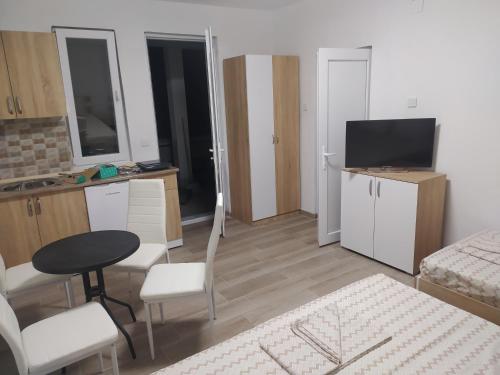 Apartmani Divna