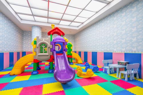 Playground, Pan Pacific Serviced Suites Ningbo in Jiangdong District