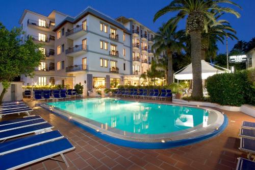 HOTEL CARAVEL - Hotel - Sant'Agnello