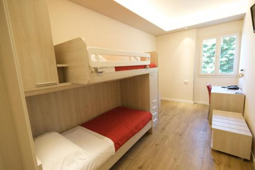 Albergo Zoello Je Suis Albergo Zoello Je Suis