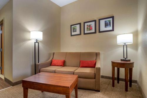 Comfort Suites Oxford