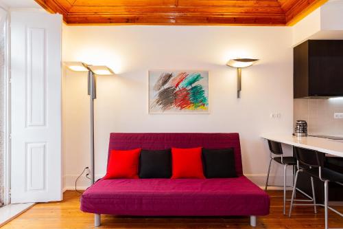Alfama First Floor 3