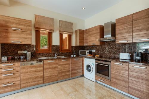 Aphrodite Hills Golf & Spa Resort Residences - Superior Villas - image 2