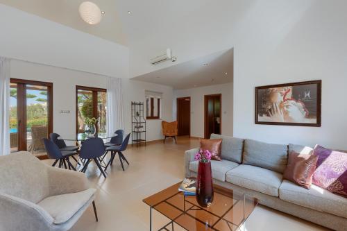 Aphrodite Hills Golf & Spa Resort Residences - Superior Villas - image 11