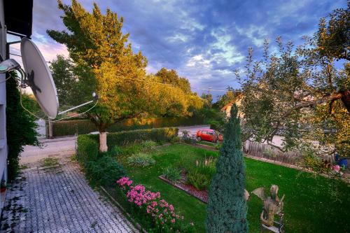 New Studio with AirCon & FREE Parking, Lubiana (foto 10)