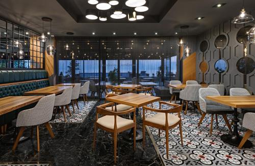 Royal Axis Suites Hotel Trabzon in Yalincak