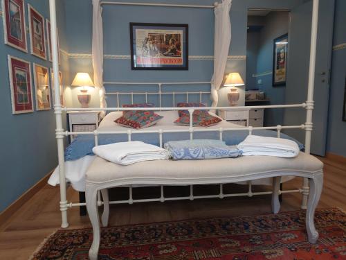 Ettore Manni B&B – Turin, NY