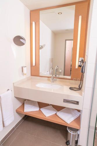 FourSide Hotel & Suites Vienna - image 13