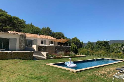 Magnifique maison à 700m du Château de Lourmarin gîte à louer Lourmarin