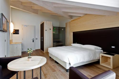 Suite with Sauna