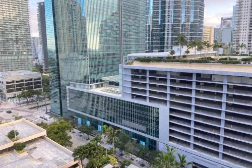 Comfortable 2 BR at Brickell , Free Parking in Hialeah (Florida)