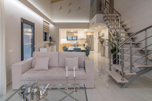 Instalaciones, Daisy's Garden - Villa with Private Pool, Ideal for Large Groups, by ZanteWize in Arkoudi