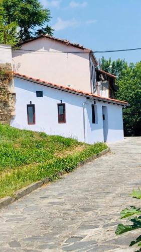 casa iglesias planta baja en zona medieval gîte à louer Monforte de Lemos