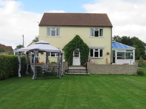 Exterior view, Little Orchard Apartment in Yate