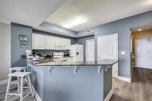 Tidewater Beach Resort #1008 by Book That Condo - main image