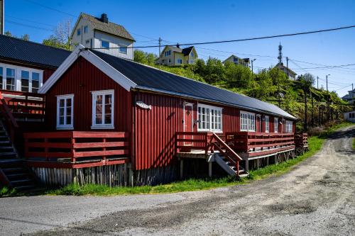 B&B Sørvågen - Klingenberg Rorbuer - Bed and Breakfast Sørvågen