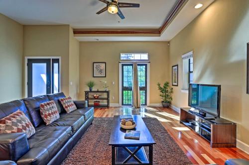 Resort Abode Hot Tub Access and 3 Mi to Disney - image 3