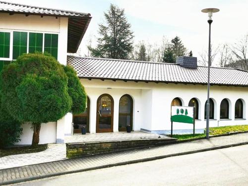 Gartenhotel LandArt 12.0km von Im Ahl entfernt