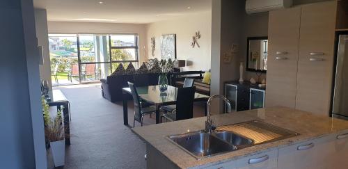 Waterways Renaissance "A Touch Of Class"