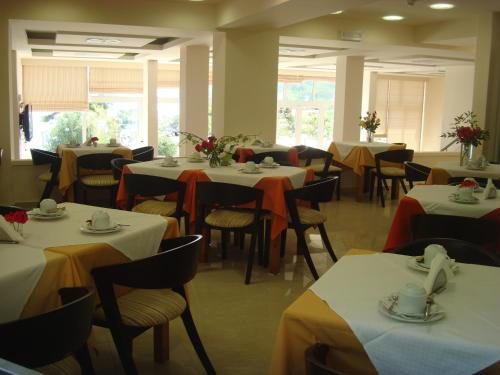 Glyfada Beach Hotel