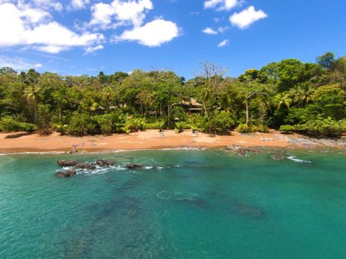 Costa Rica Beach Resorts - 13 Luxury Stays
