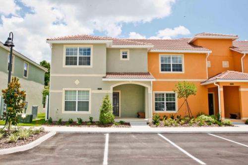 2931 Banana Palm Road townhouse - main image