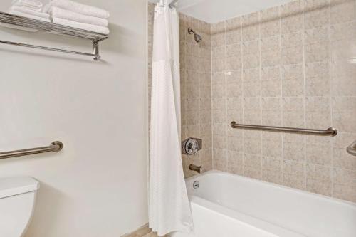 Best Western Rutgers University Hotel - East Brunswick