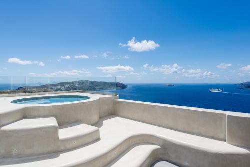 Caldera's Dolphin Suites - image 10