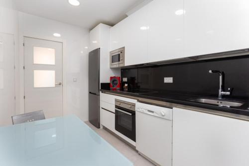 3 bedrooms, 5 beds