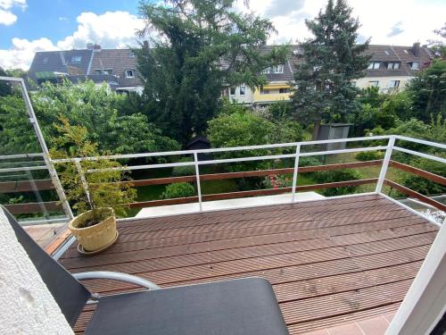 Casa Arturo Dusseldorf 884m von Collenbachstraße entfernt