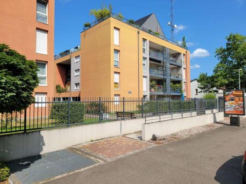 COLMAR AMBRE City