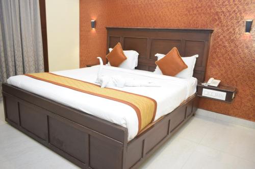 Deluxe Double Room image 10