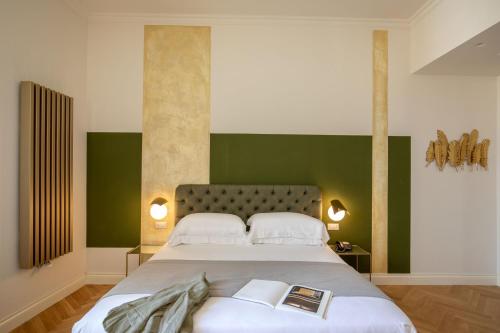 Spagna Luxury Rooms - image 2