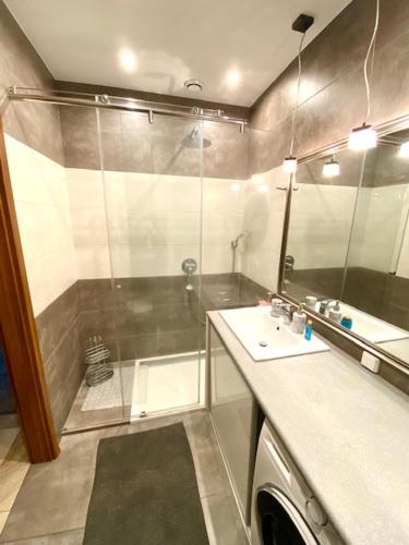 Two-Bedroom Apartment image 3