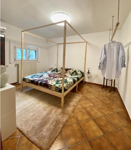 La casetta dalla porta rossa